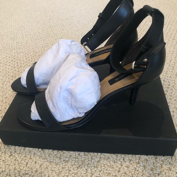 NWT Ann Taylor Heeled Sandals, size 9 - Picture 3 of 8